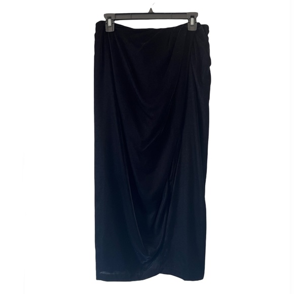 ✨NWT✨ Donna Karan Velvet Drape Pencil Skirt | Size 6 - Picture 4 of 8